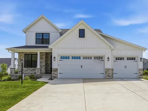 1214 Briarwood Lane Mahomet IL 61853