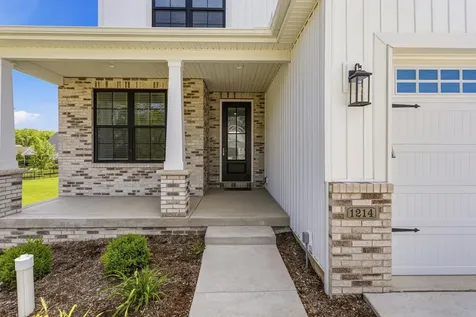1214 Briarwood Lane Mahomet IL 61853