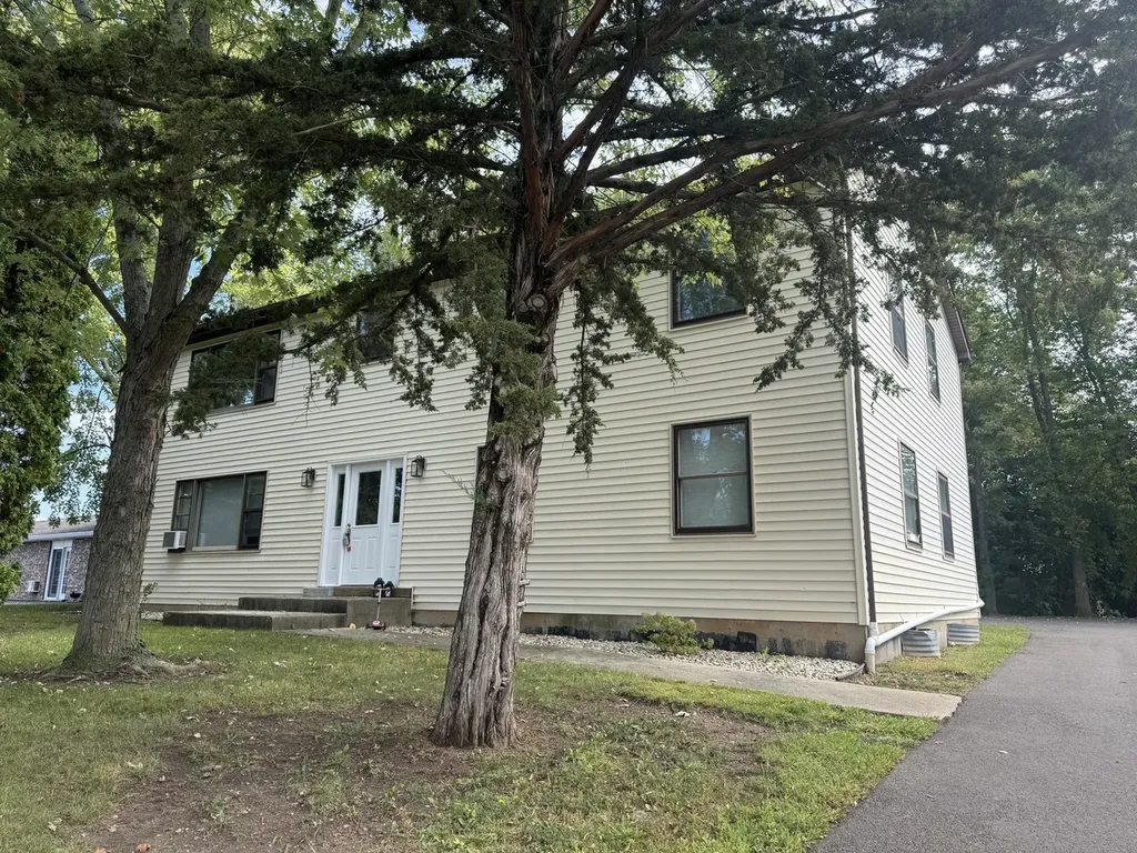 479 Eisenhower Street Marengo IL 60152