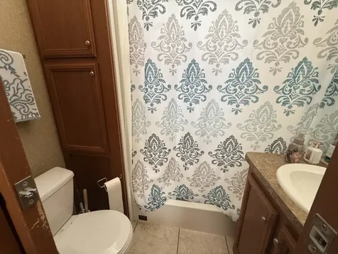 29-379 Woodhaven Lakes Sublette IL 61367