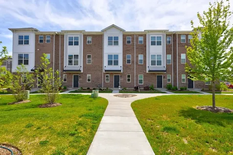 1078 Bogart Street Des Plaines IL 60018