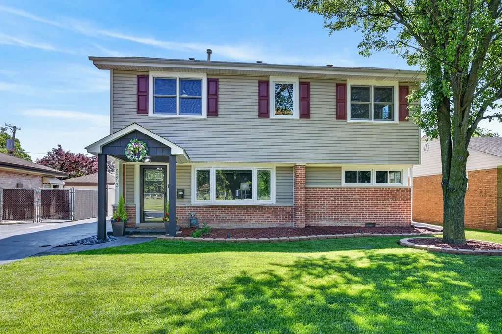 8263 North Washington Street Niles IL 60714