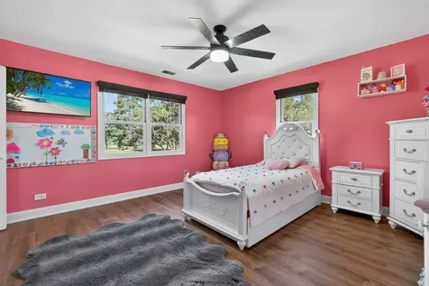 8263 North Washington Street Niles IL 60714