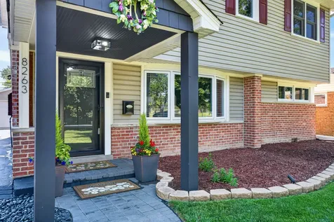 8263 North Washington Street Niles IL 60714