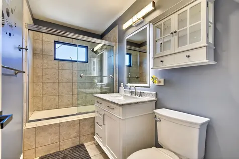 8263 North Washington Street Niles IL 60714