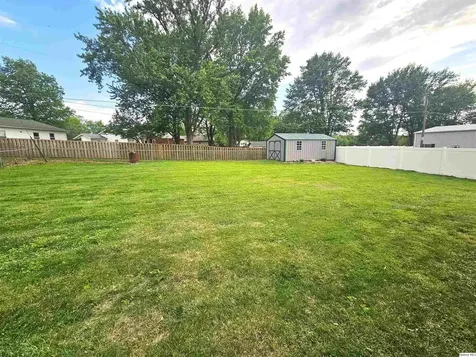5128 Ri Dora Drive Quincy IL 62305