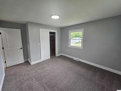 5128 Ri Dora Drive Quincy IL 62305