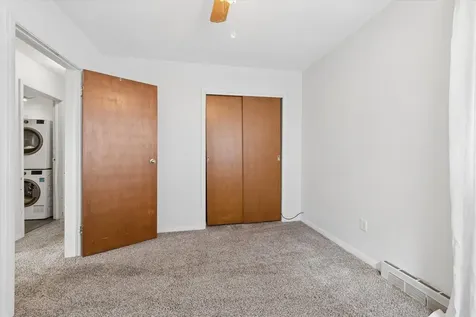 4368 9TH Street East Moline IL 61244
