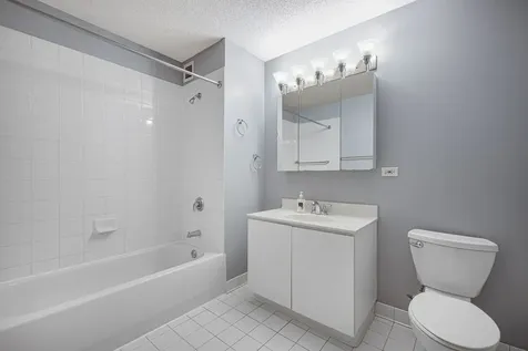 2 East Erie Street Chicago IL 60611