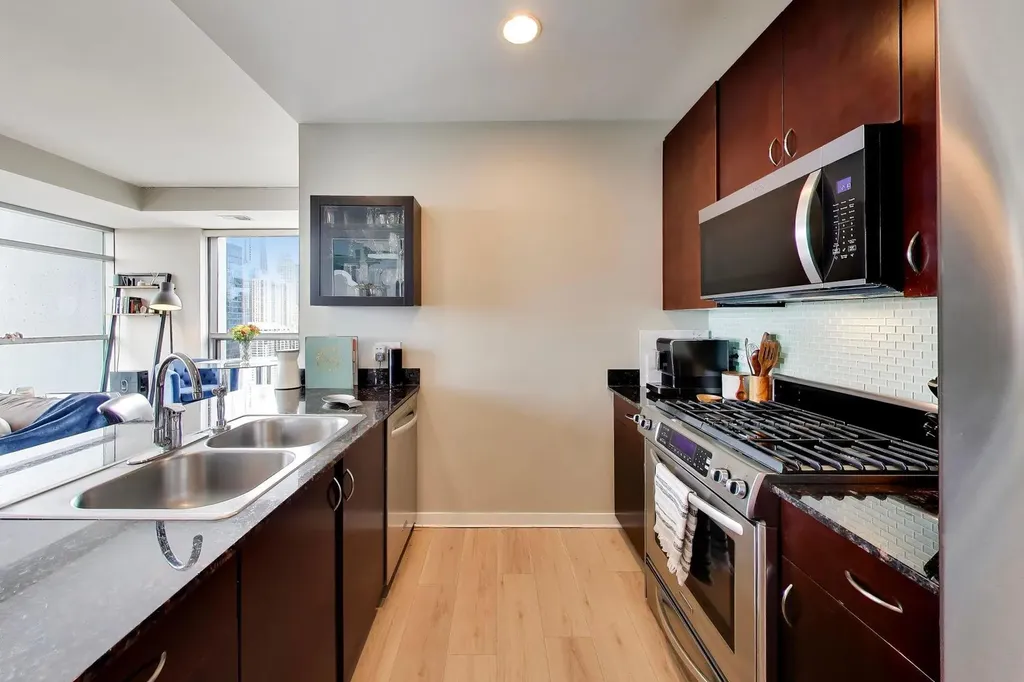 303 West Ohio Street Chicago IL 60654