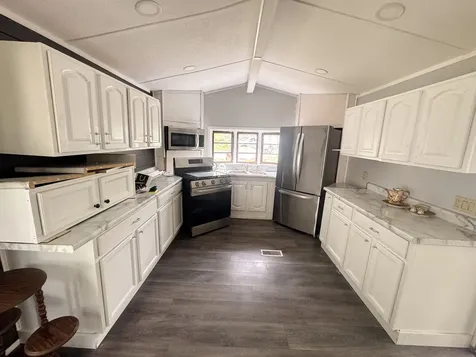 29/310 Woodhaven Sublette IL 61367