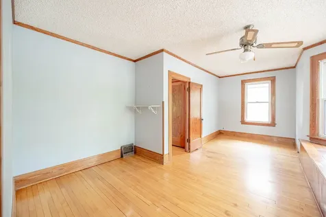 630 Forest Avenue Elgin IL 60120