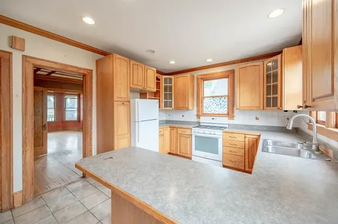 630 Forest Avenue Elgin IL 60120