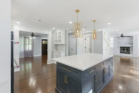 317 Vincent Place Elgin IL 60123