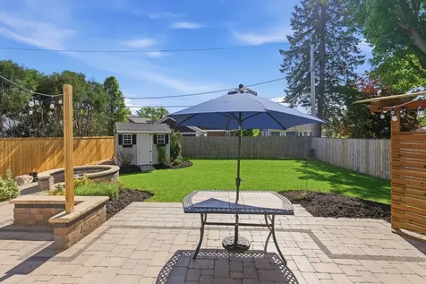 317 Vincent Place Elgin IL 60123