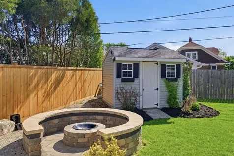 317 Vincent Place Elgin IL 60123