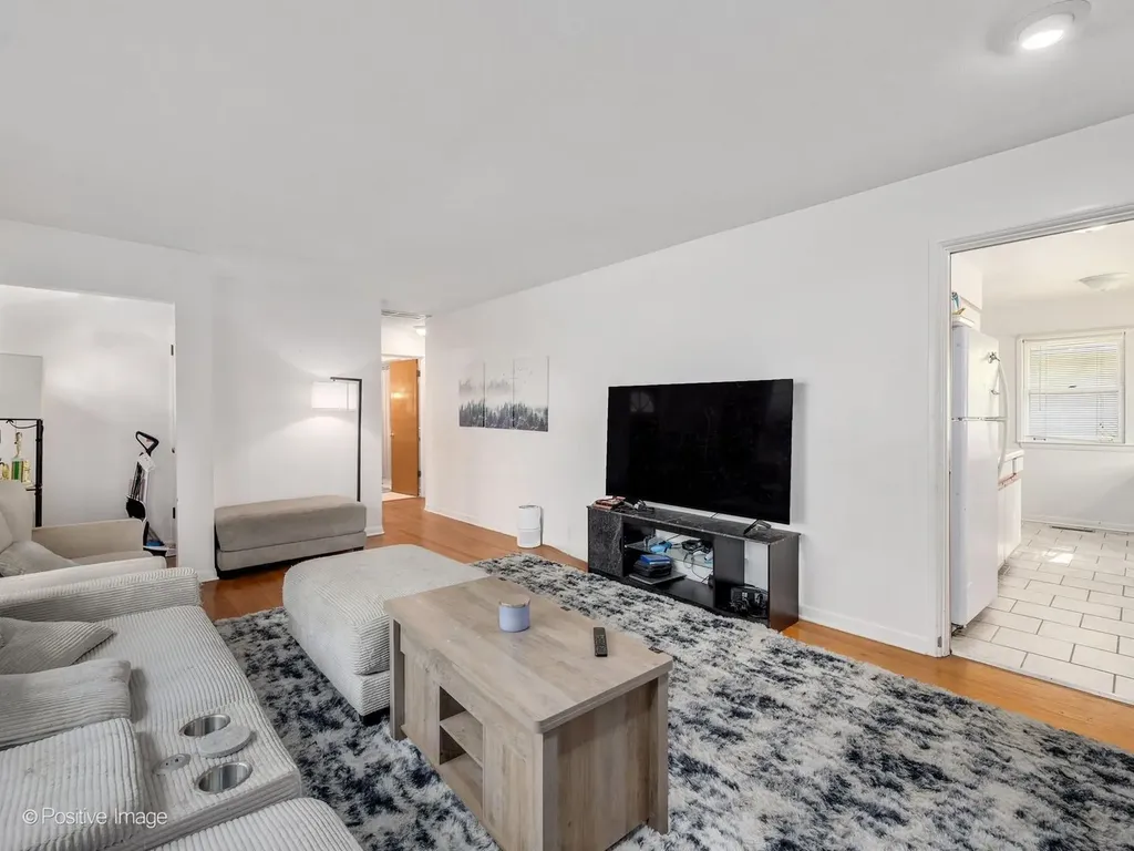 405 Greenfield Avenue Glen Ellyn IL 60137