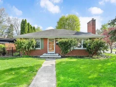 405 Greenfield Avenue Glen Ellyn IL 60137