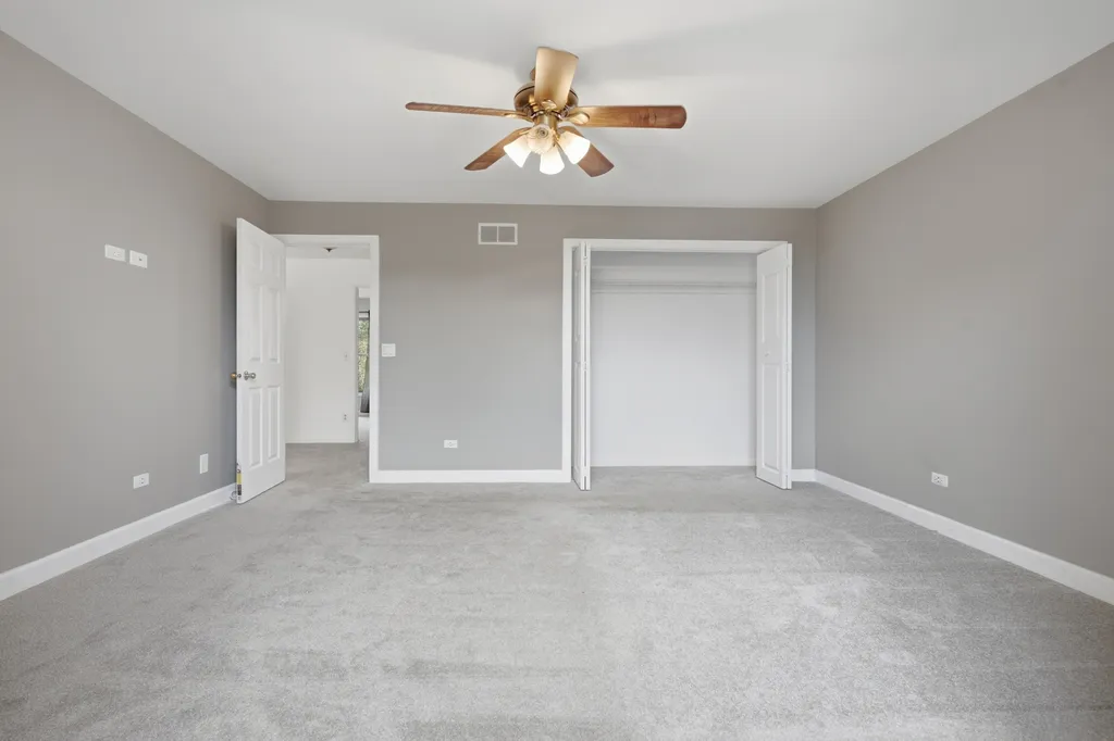 1560 Colorado Avenue Aurora IL 60506