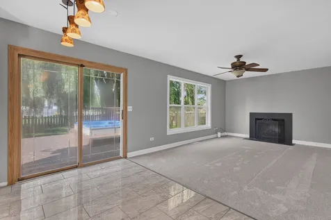 1560 Colorado Avenue Aurora IL 60506