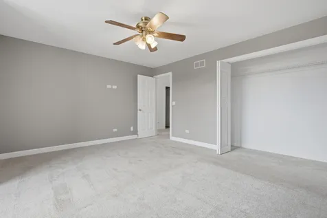1560 Colorado Avenue Aurora IL 60506
