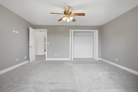 1560 Colorado Avenue Aurora IL 60506