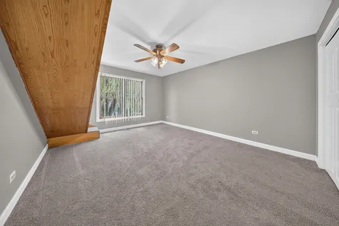 1560 Colorado Avenue Aurora IL 60506