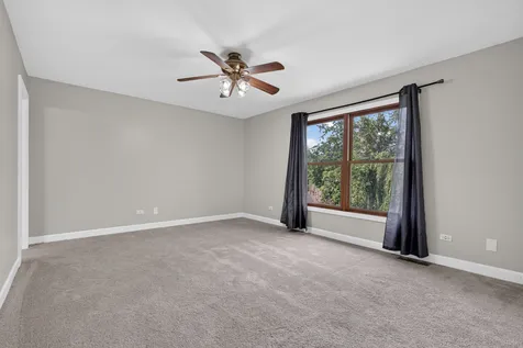1560 Colorado Avenue Aurora IL 60506