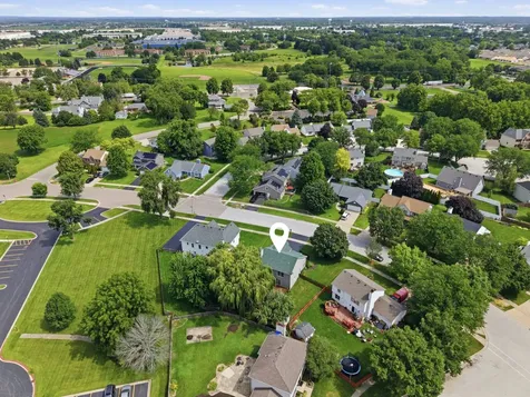 1560 Colorado Avenue Aurora IL 60506