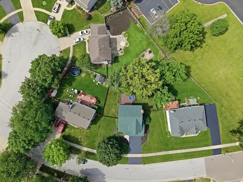 1560 Colorado Avenue Aurora IL 60506