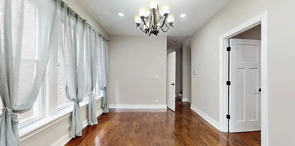 6640 South Champlain Avenue Chicago IL 60637