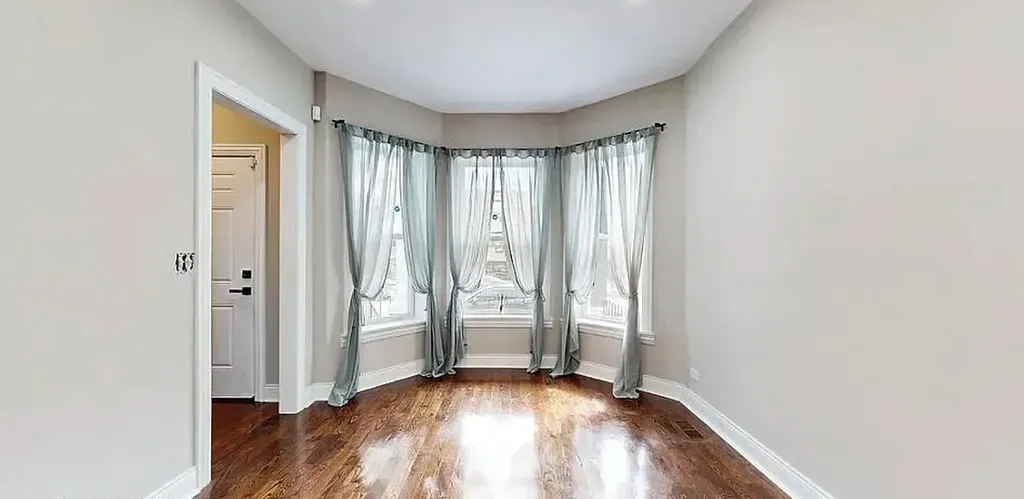 6640 South Champlain Avenue Chicago IL 60637