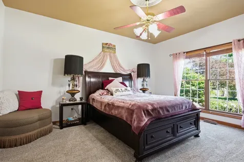 2102 Laurel Park Place Champaign IL 61822