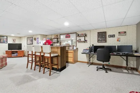 2102 Laurel Park Place Champaign IL 61822