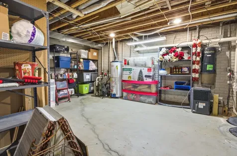 2102 Laurel Park Place Champaign IL 61822