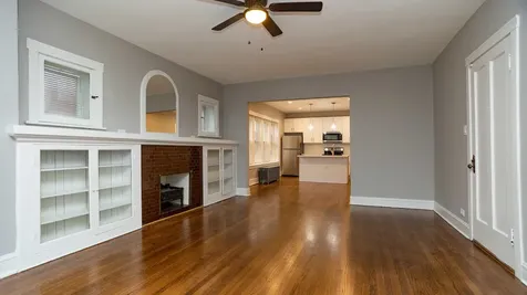 4821 West Cornelia Avenue Chicago IL 60641