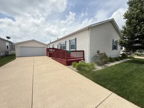 662 Alder Manteno IL 60950