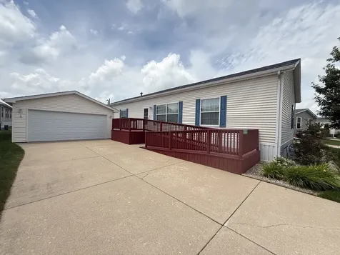 662 Alder Manteno IL 60950