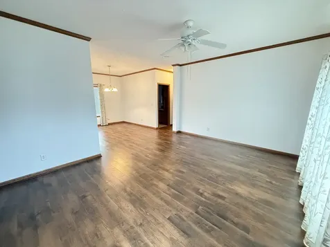 662 Alder Manteno IL 60950