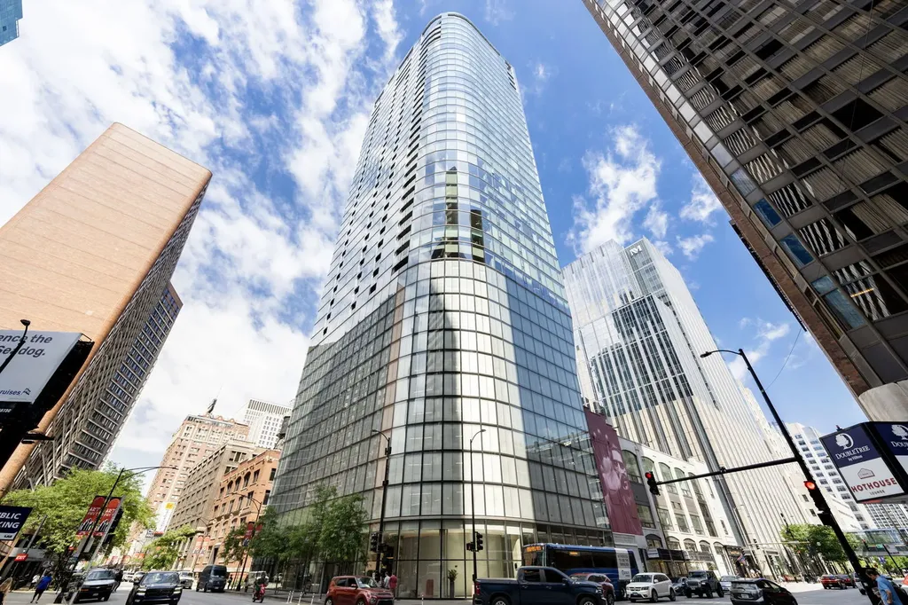 600 North Fairbanks Court Chicago IL 60611