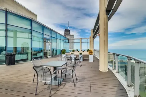 600 North Fairbanks Court Chicago IL 60611