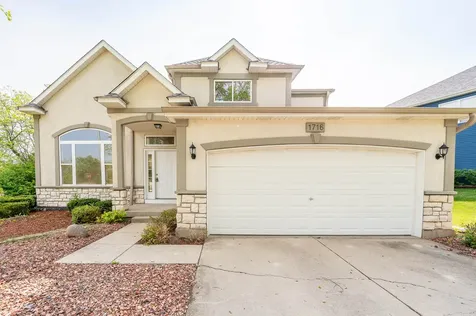 1716 Normandy Woods Court Grayslake IL 60030