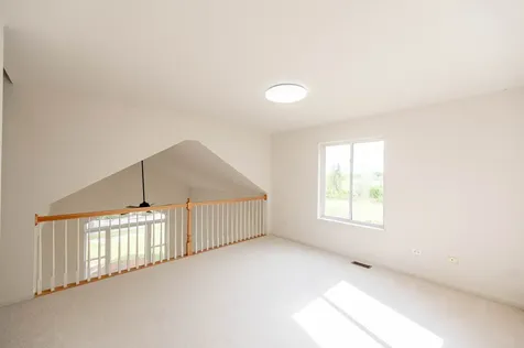 1716 Normandy Woods Court Grayslake IL 60030