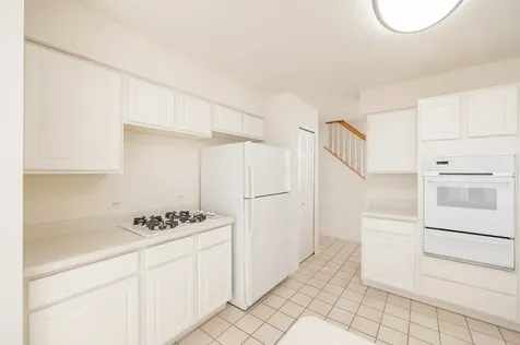 1716 Normandy Woods Court Grayslake IL 60030