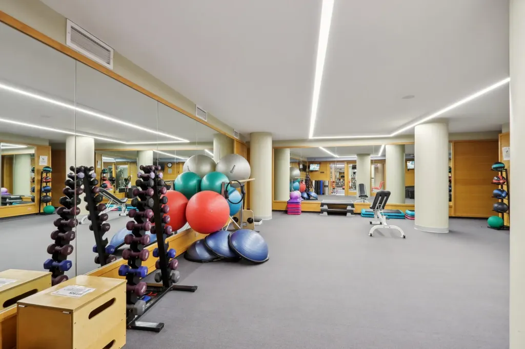 155 North Harbor Drive Chicago IL 60601
