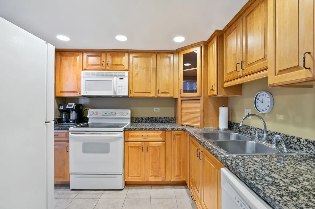 155 North Harbor Drive Chicago IL 60601