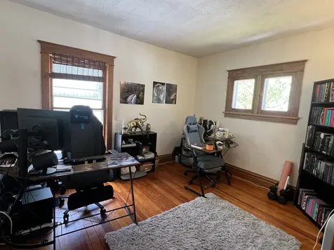 519 Palace Street Aurora IL 60506