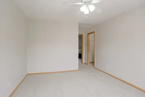 2725 Kendall Crossing Johnsburg IL 60050