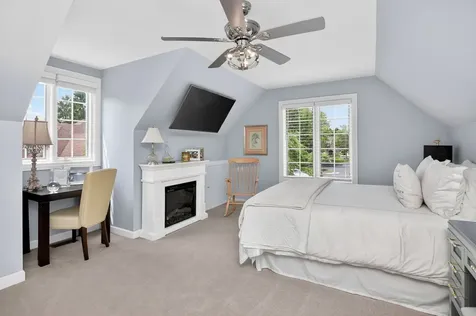 14 Tartan Ridge Road Burr Ridge IL 60527