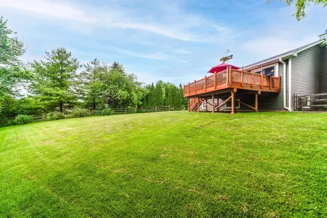 829 Colony Court Lindenhurst IL 60046
